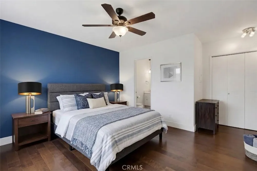 8738 Delgany #301 Playa del Rey, CA 90293