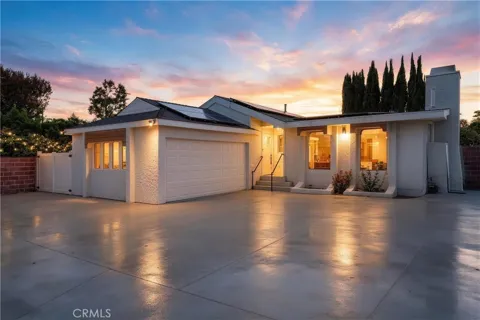 6246 Fallbrook