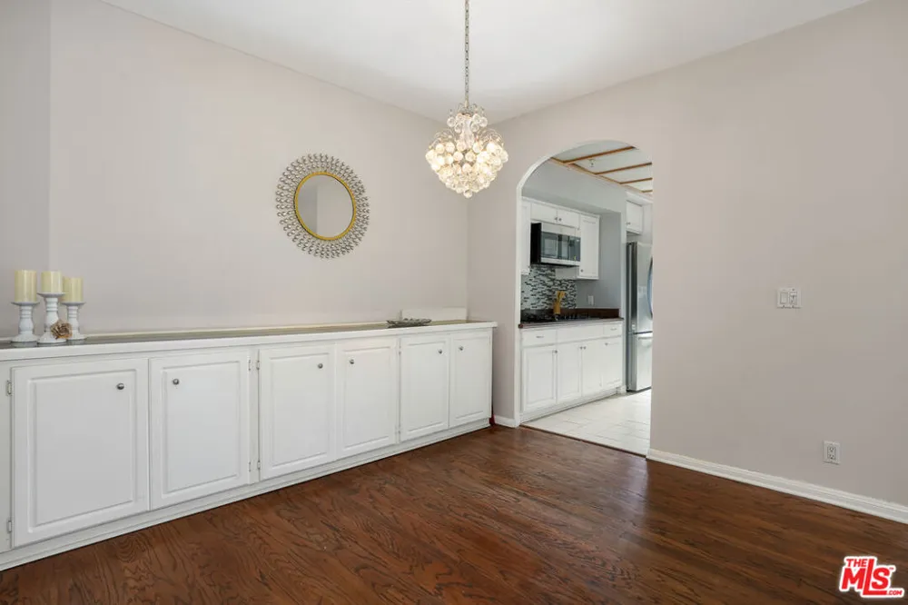 10630 Eastborne Avenue #306 Los Angeles, CA 90024