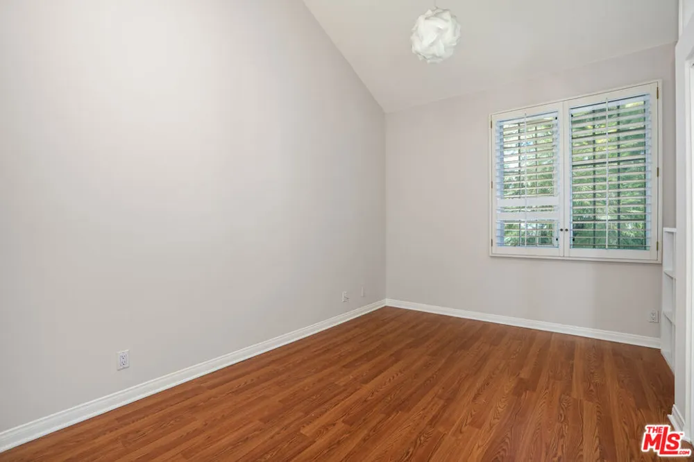 10630 Eastborne Avenue #306 Los Angeles, CA 90024