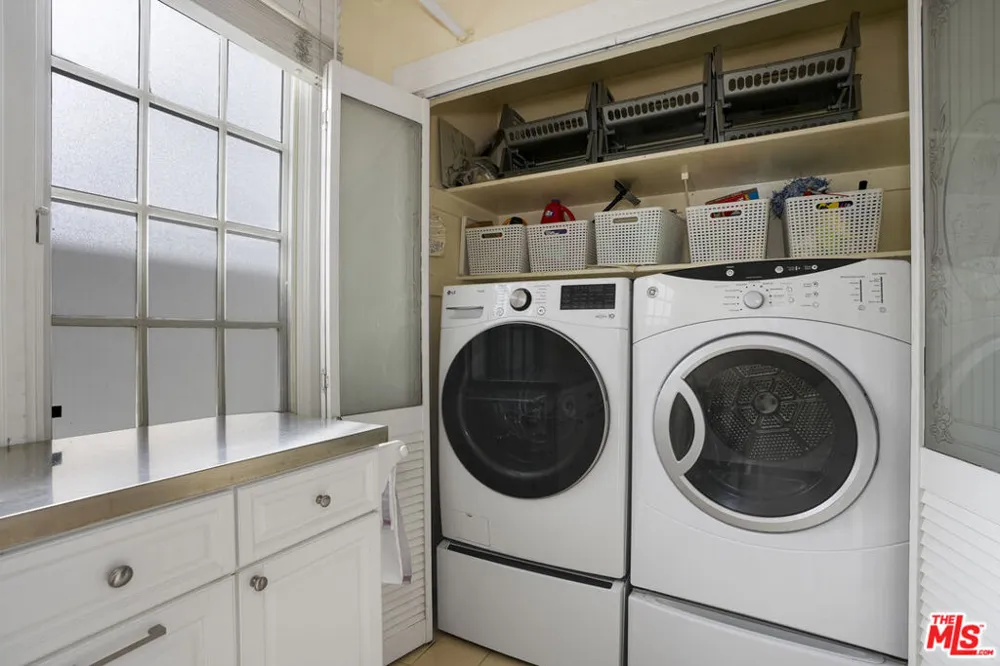 10630 Eastborne Avenue #306 Los Angeles, CA 90024
