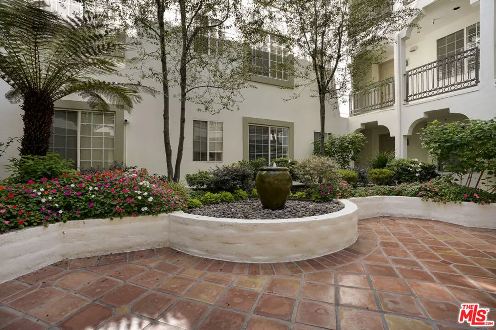 10630 Eastborne Avenue #306 Los Angeles, CA 90024