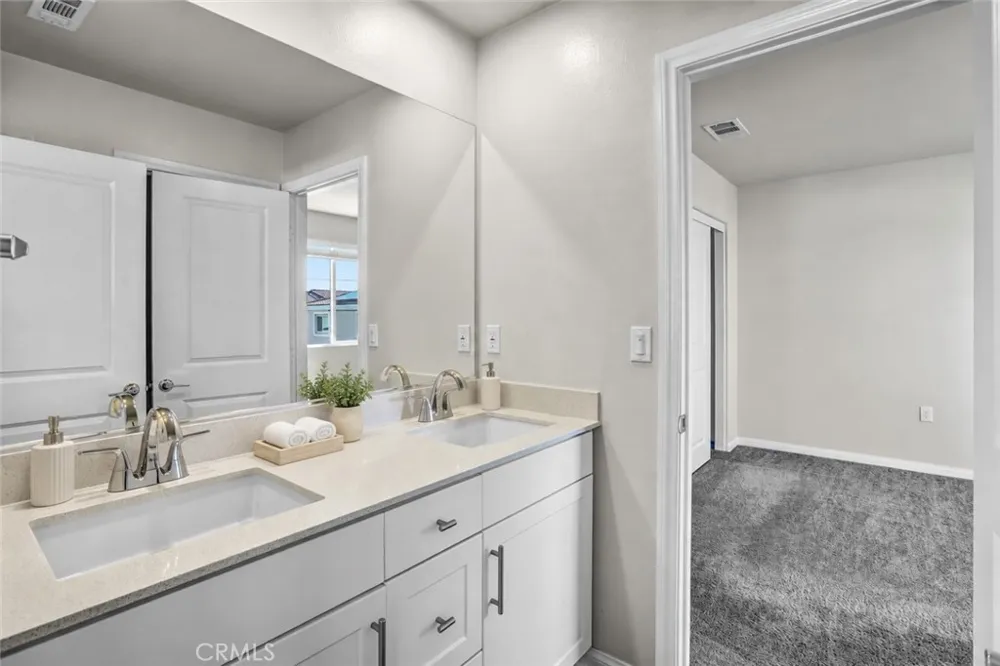 475 Meyer Upland, CA 91786