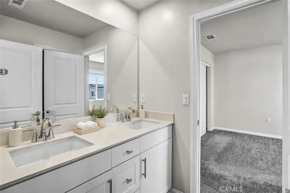 475 Meyer Upland, CA 91786