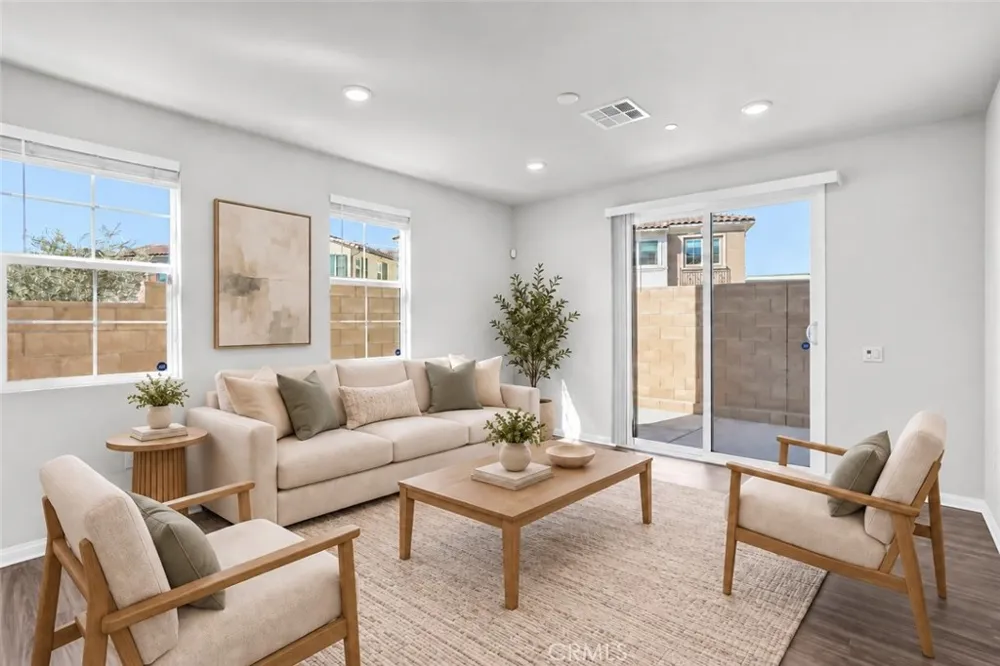 475 Meyer Upland, CA 91786