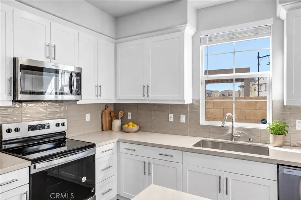 475 Meyer Upland, CA 91786