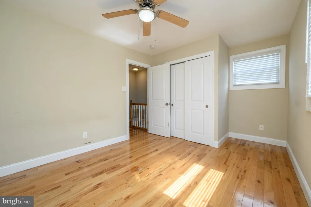 19 BUCKNELL DRIVE Cherry Hill, NJ 08034