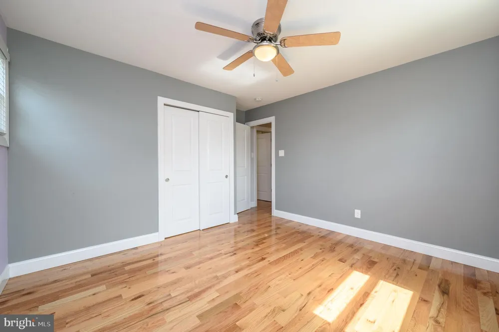 19 BUCKNELL DRIVE Cherry Hill, NJ 08034