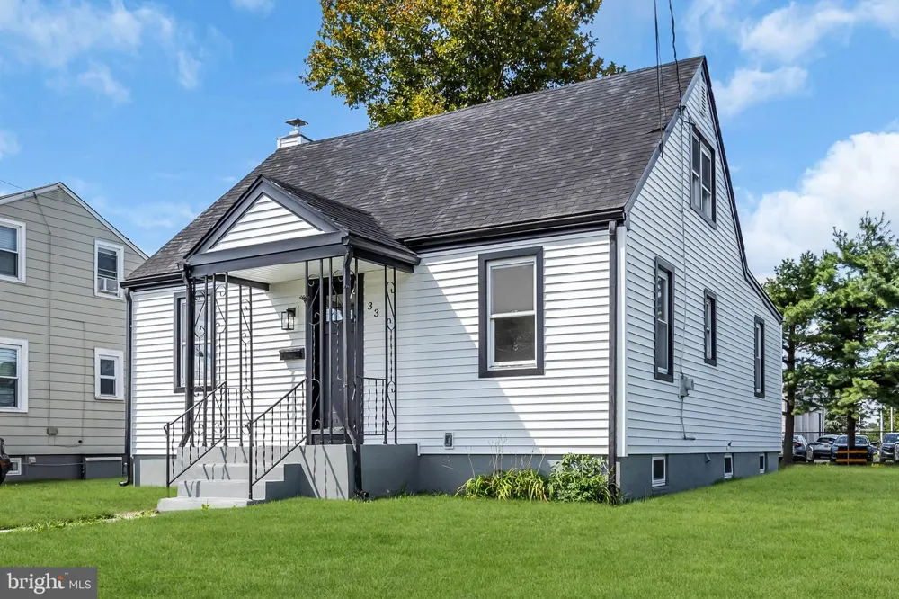 33 MORRIS AVENUE Burlington, NJ 08016
