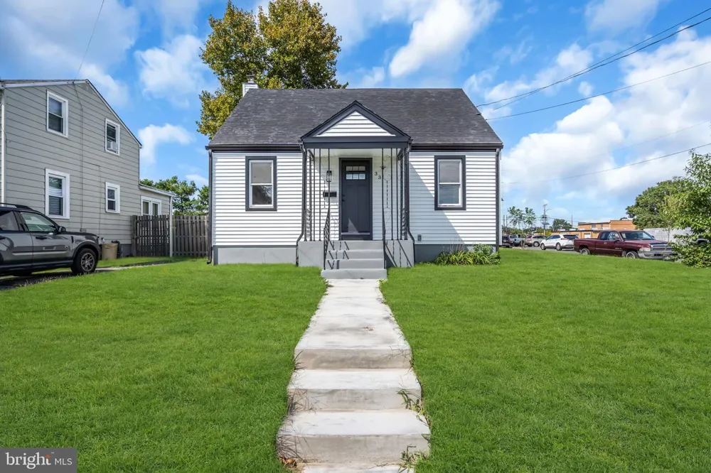 33 MORRIS AVENUE Burlington, NJ 08016