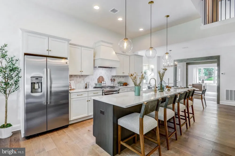 114 FIELD LANE Millersville, PA 17551