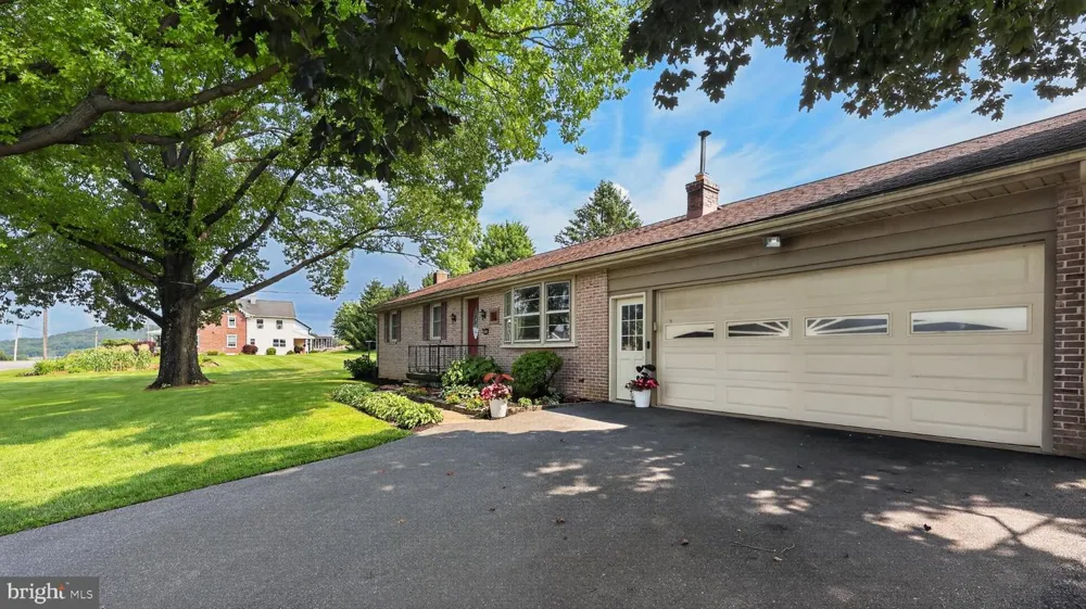 5757 DIVISION HIGHWAY Narvon, PA 17555