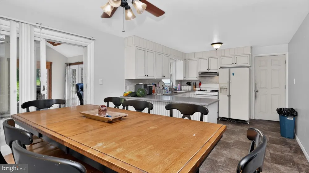 5757 DIVISION HIGHWAY Narvon, PA 17555