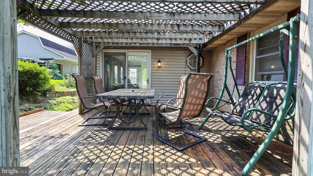 5757 DIVISION HIGHWAY Narvon, PA 17555