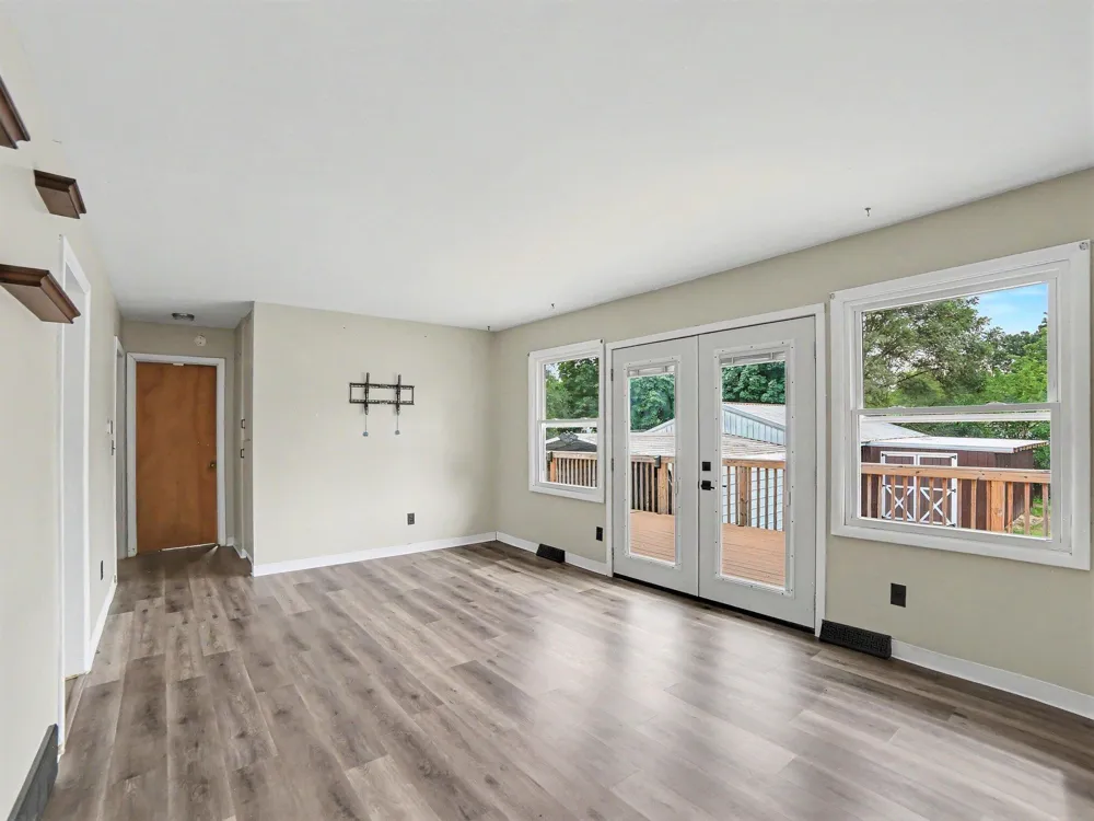 1825 Oak Park Drive Muskegon, MI 49442