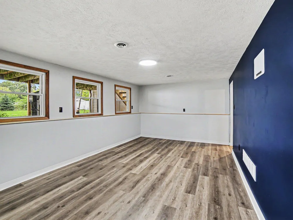1825 Oak Park Drive Muskegon, MI 49442