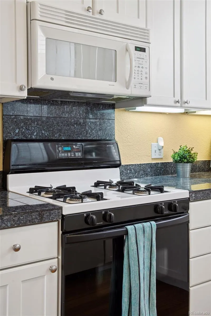2210 E Mississippi Avenue #3 Denver, CO 80210