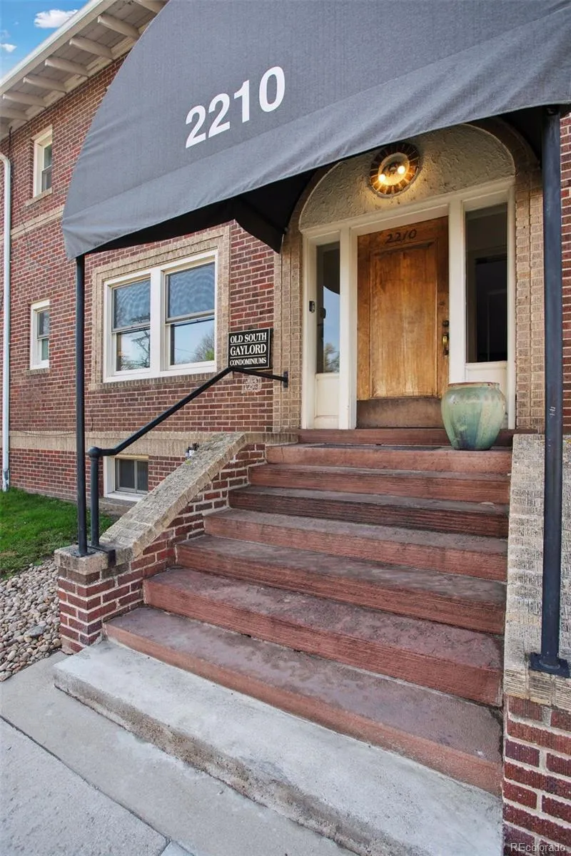 2210 E Mississippi Avenue #3 Denver, CO 80210