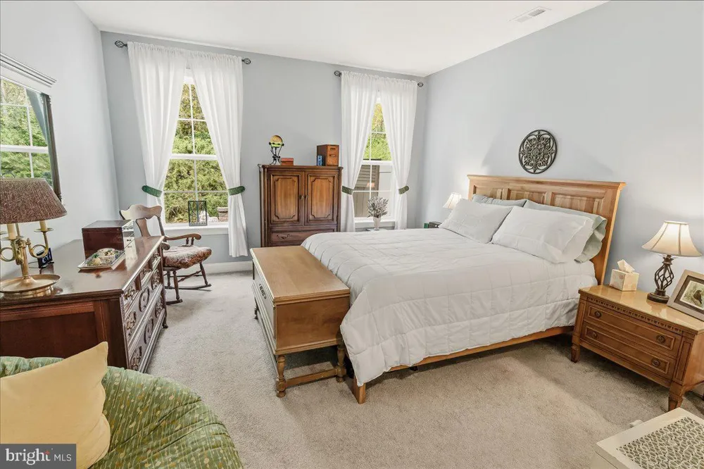 11442 ISAAC COURT Hagerstown, MD 21742