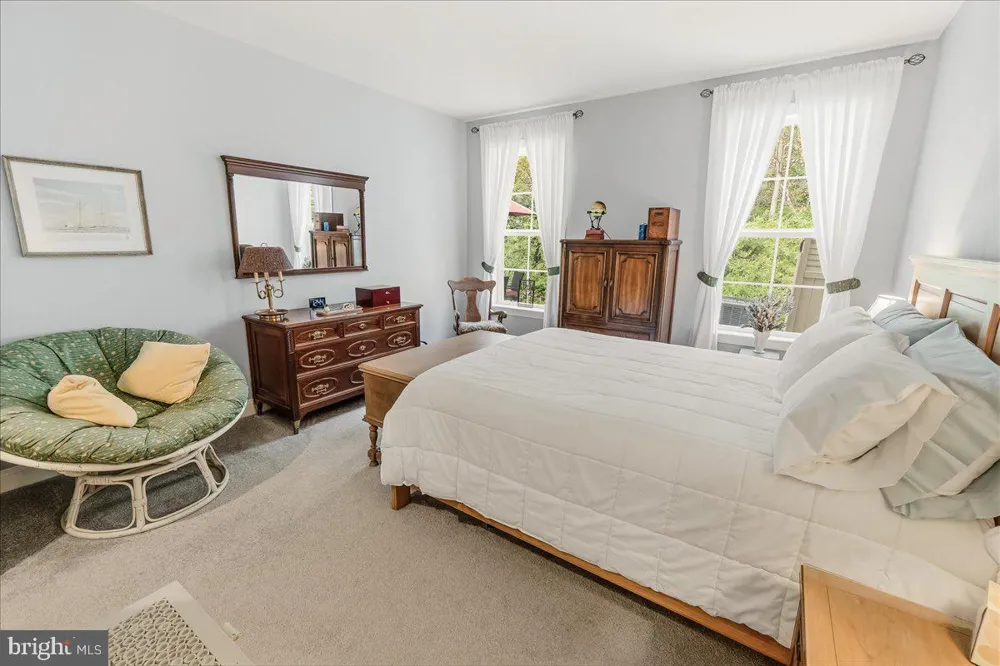 11442 ISAAC COURT Hagerstown, MD 21742