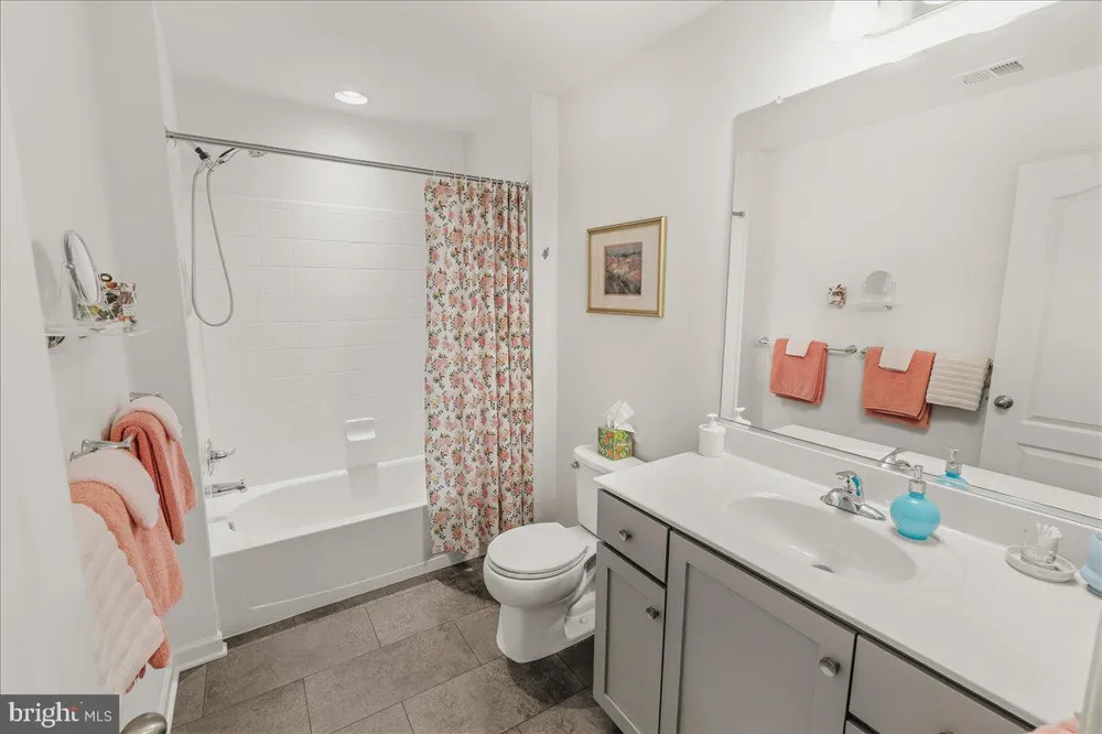 11442 ISAAC COURT Hagerstown, MD 21742