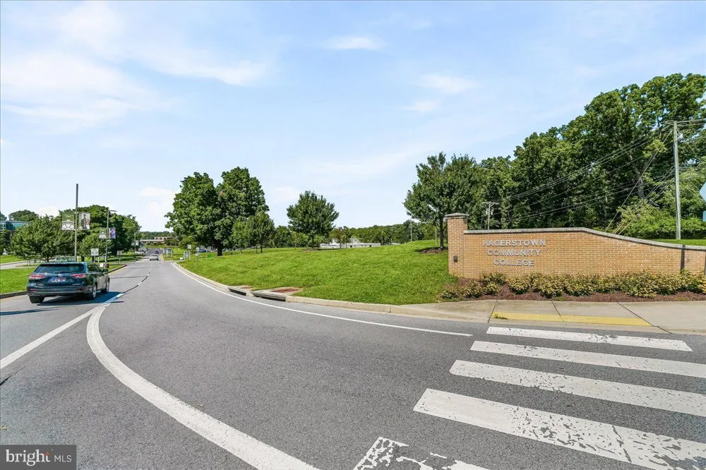 11442 ISAAC COURT Hagerstown, MD 21742