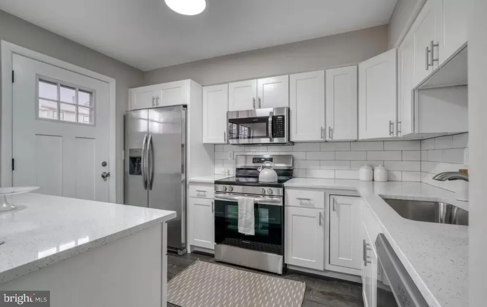 12 BADGER GATE Catonsville, MD 21228