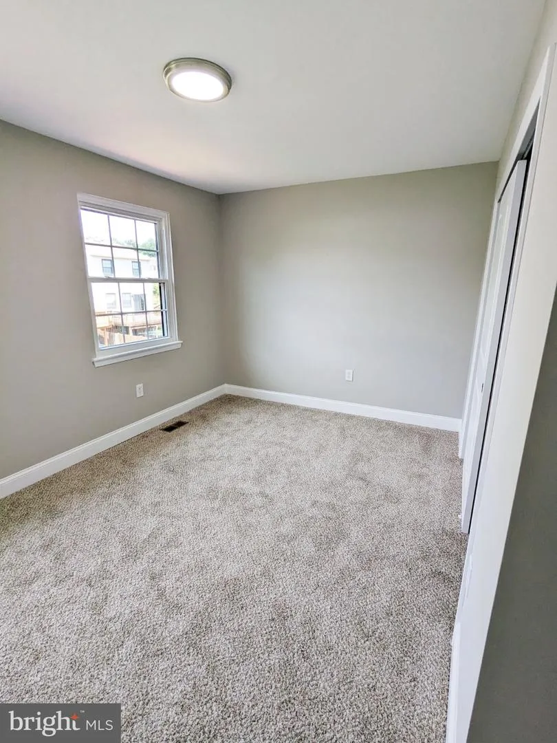 12 BADGER GATE Catonsville, MD 21228