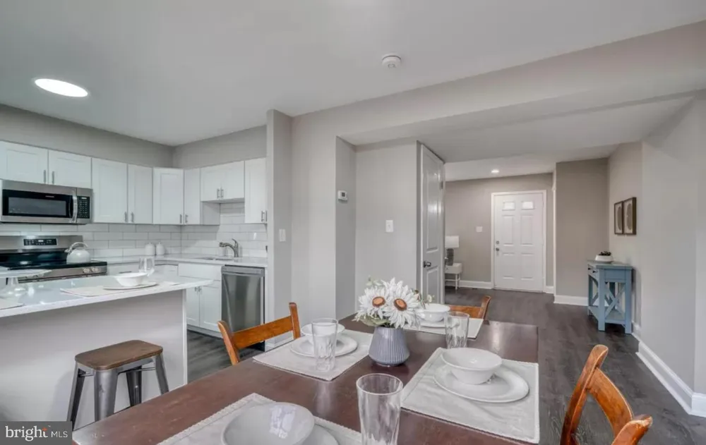 12 BADGER GATE Catonsville, MD 21228