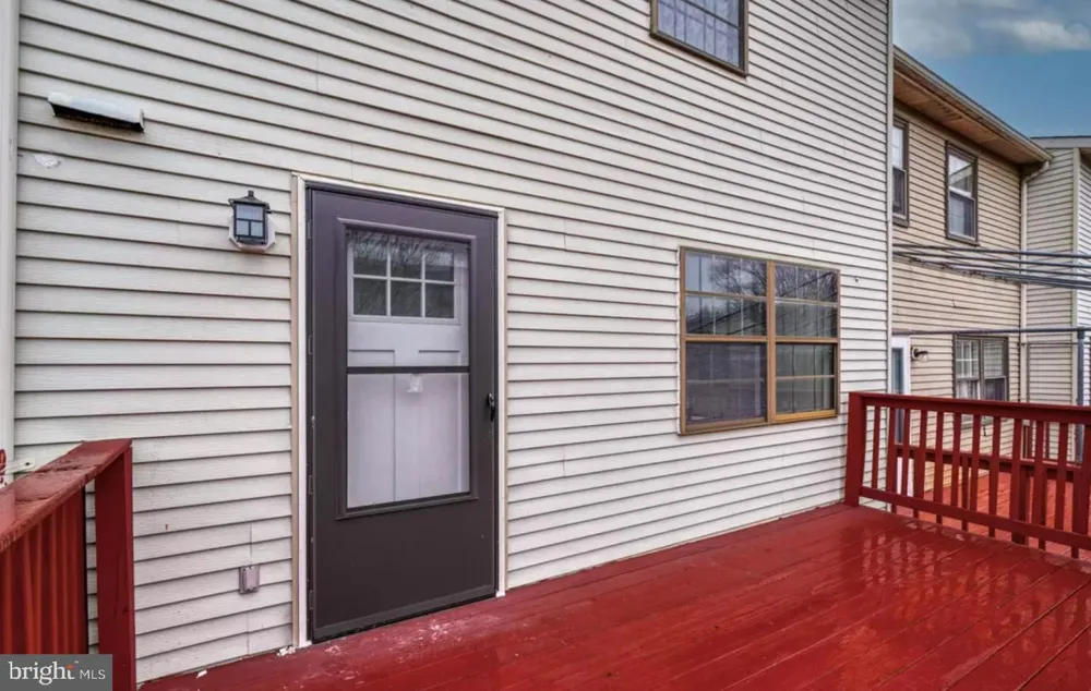 12 BADGER GATE Catonsville, MD 21228