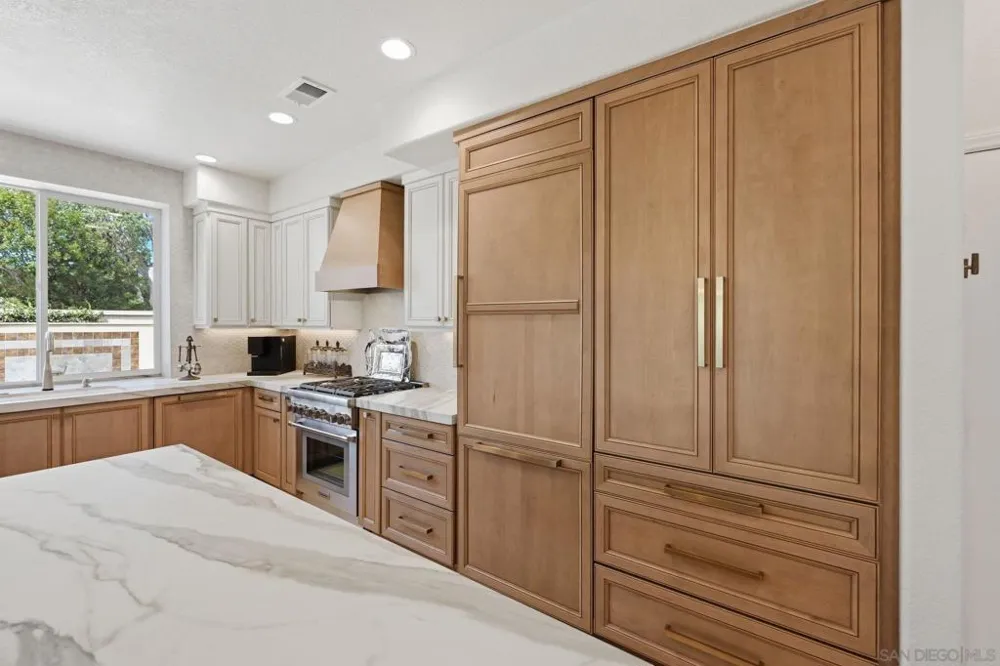 7001 Surfbird Circle Carlsbad, CA 92011