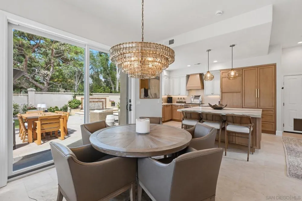 7001 Surfbird Circle Carlsbad, CA 92011