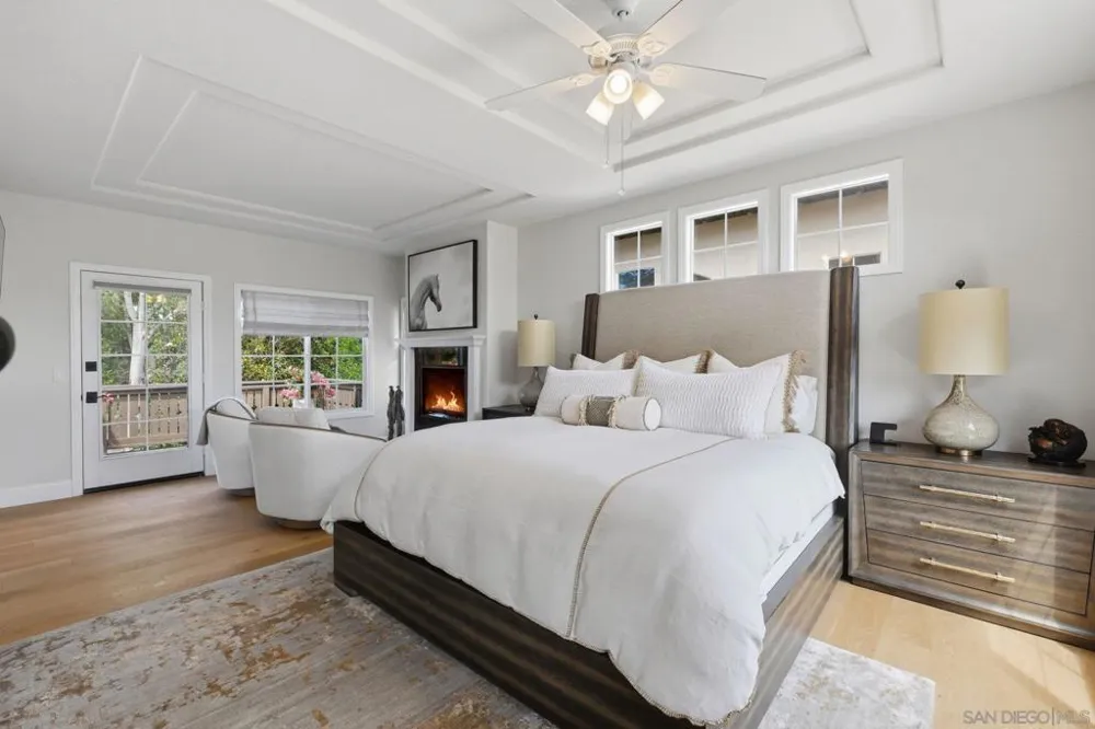 7001 Surfbird Circle Carlsbad, CA 92011