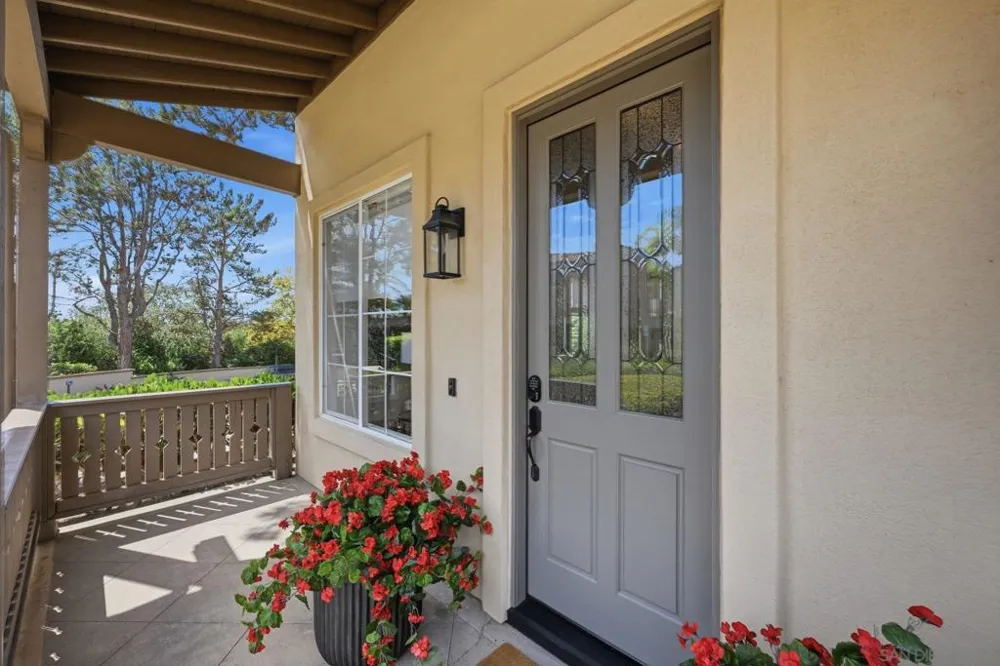 7001 Surfbird Circle Carlsbad, CA 92011
