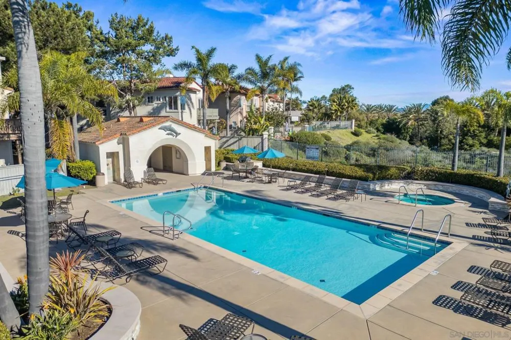 7001 Surfbird Circle Carlsbad, CA 92011