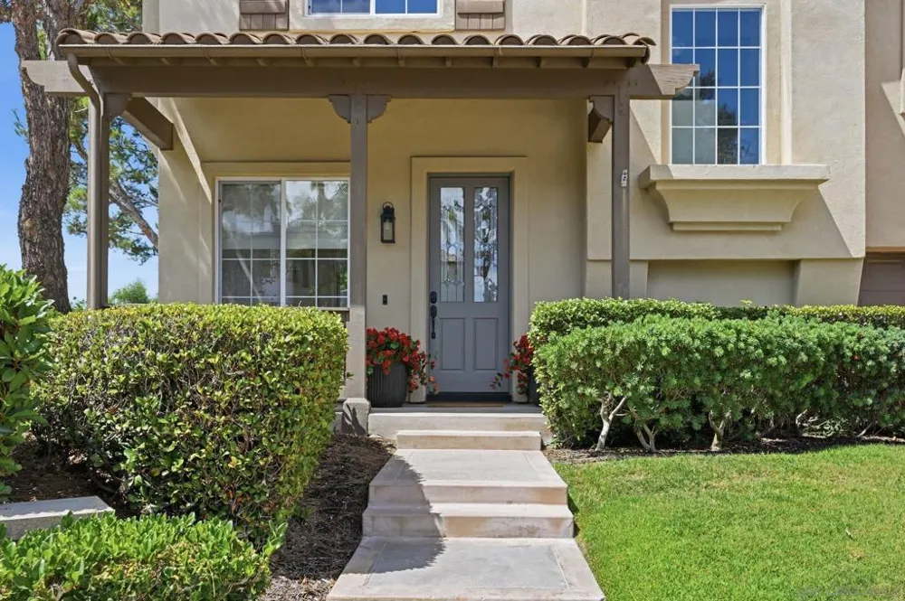 7001 Surfbird Circle Carlsbad, CA 92011