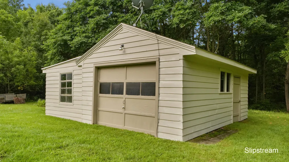 5059 12 Mile Road NE Rockford, MI 49341