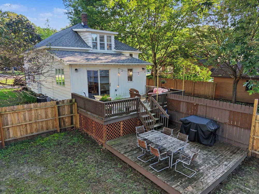 461 W Lakewood Boulevard Holland, MI 49424