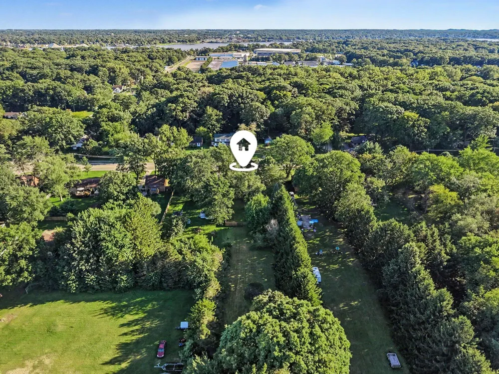 461 W Lakewood Boulevard Holland, MI 49424