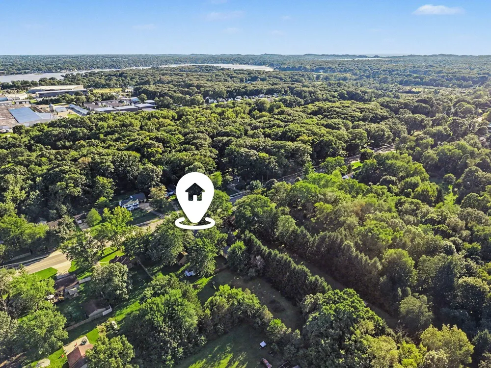 461 W Lakewood Boulevard Holland, MI 49424