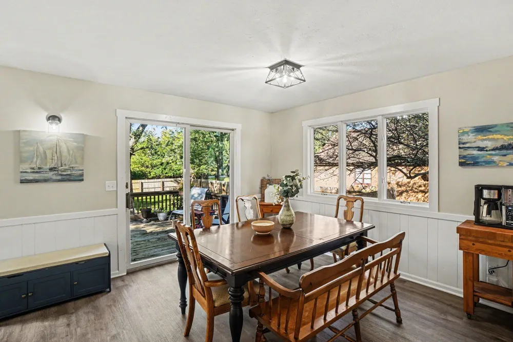 461 W Lakewood Boulevard Holland, MI 49424