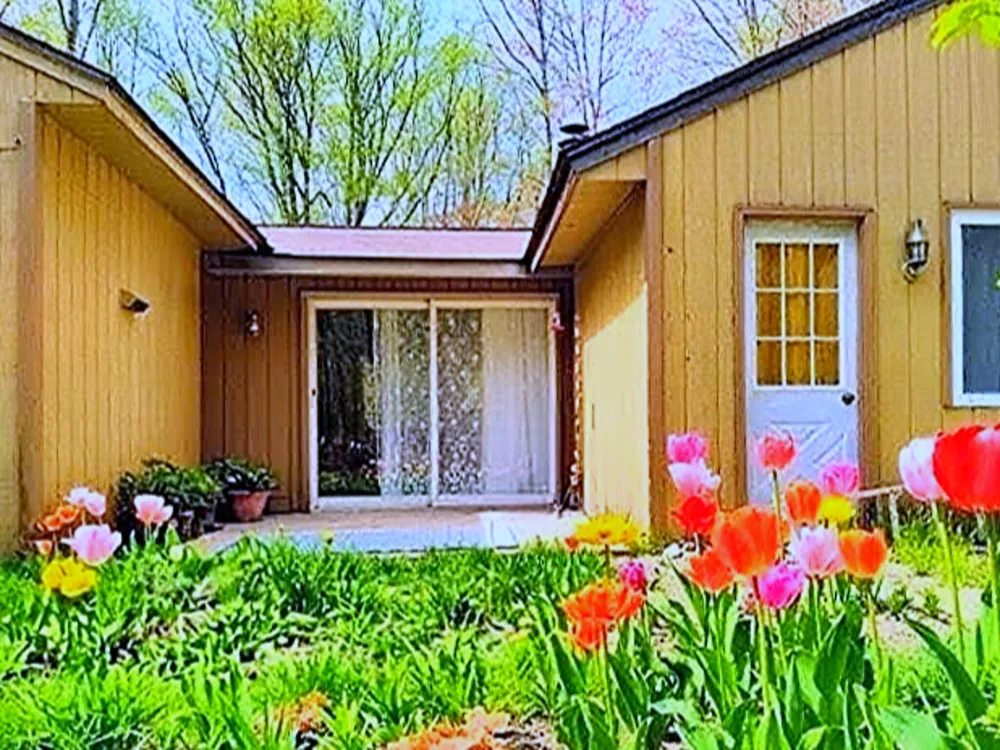 6779 S Woods Trail Custer, MI 49405