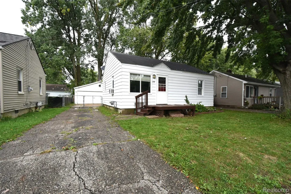 1379 Brady Avenue Burton City, MI 48529