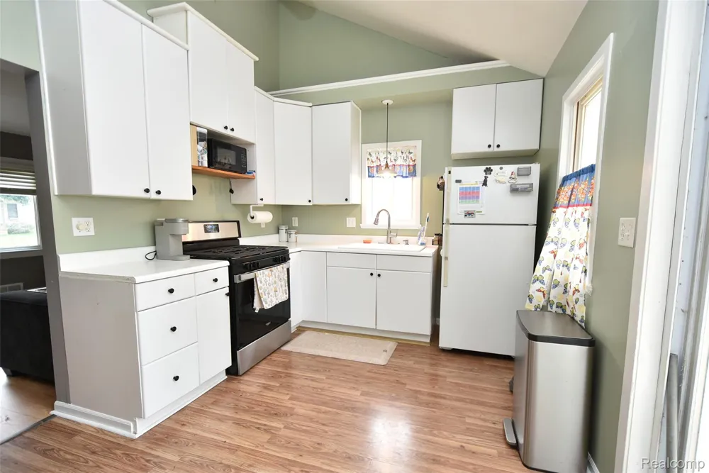 1379 Brady Avenue Burton City, MI 48529