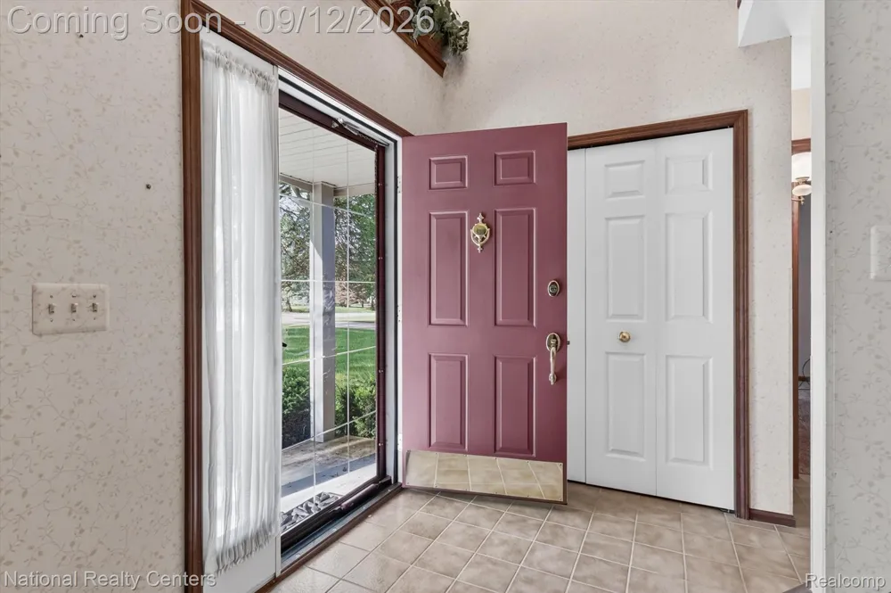 9321 Overdale Lane Brighton Township, MI 48114