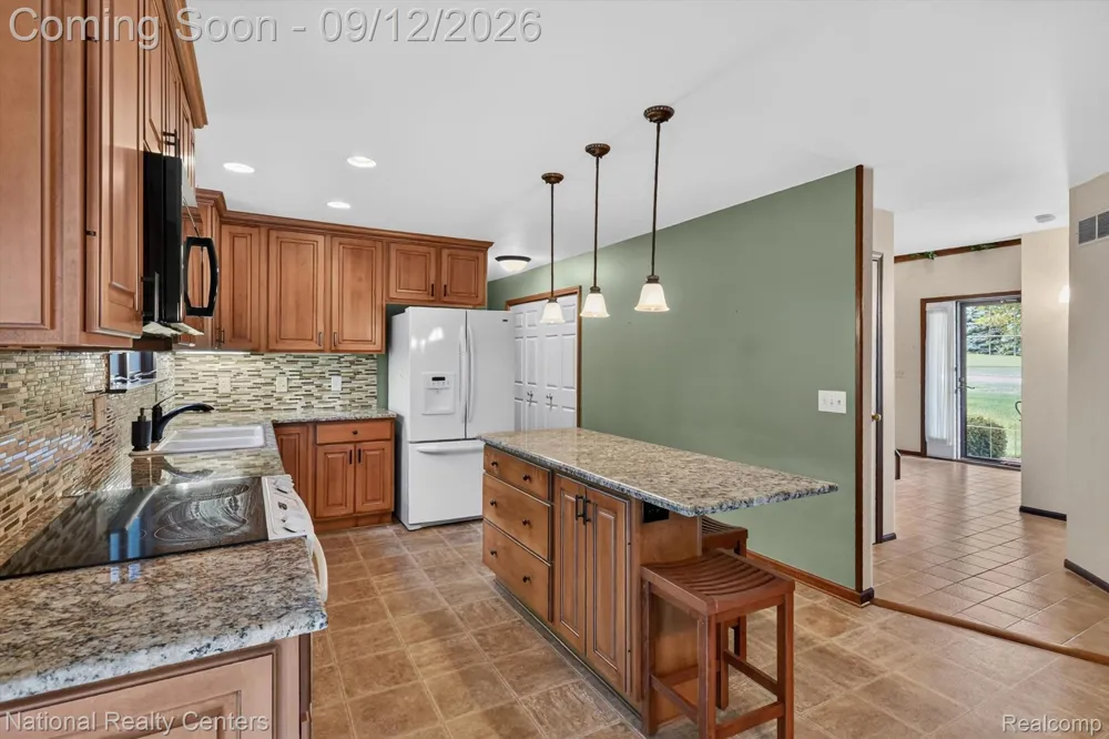 9321 Overdale Lane Brighton Township, MI 48114
