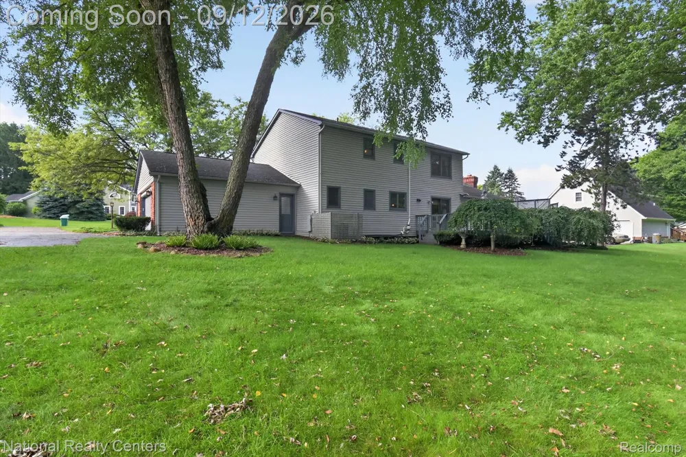 9321 Overdale Lane Brighton Township, MI 48114