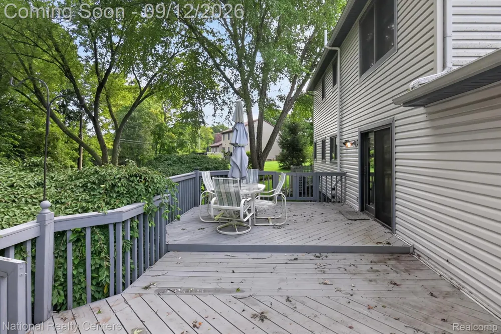 9321 Overdale Lane Brighton Township, MI 48114