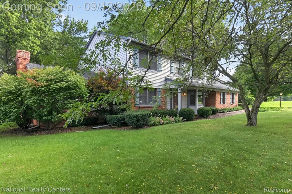 9321 Overdale Lane Brighton Township, MI 48114
