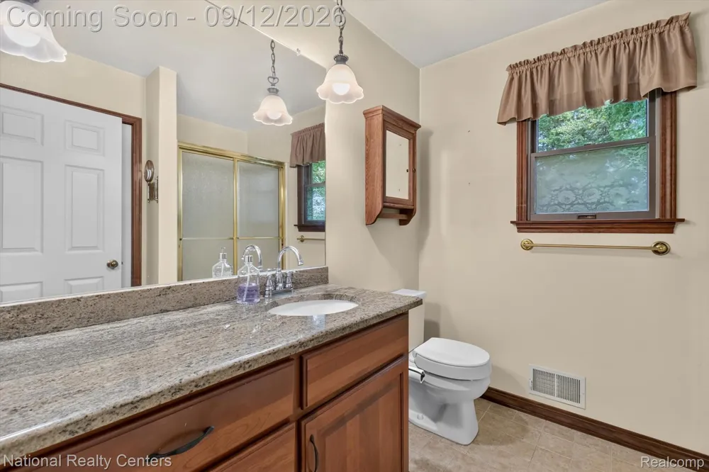 9321 Overdale Lane Brighton Township, MI 48114